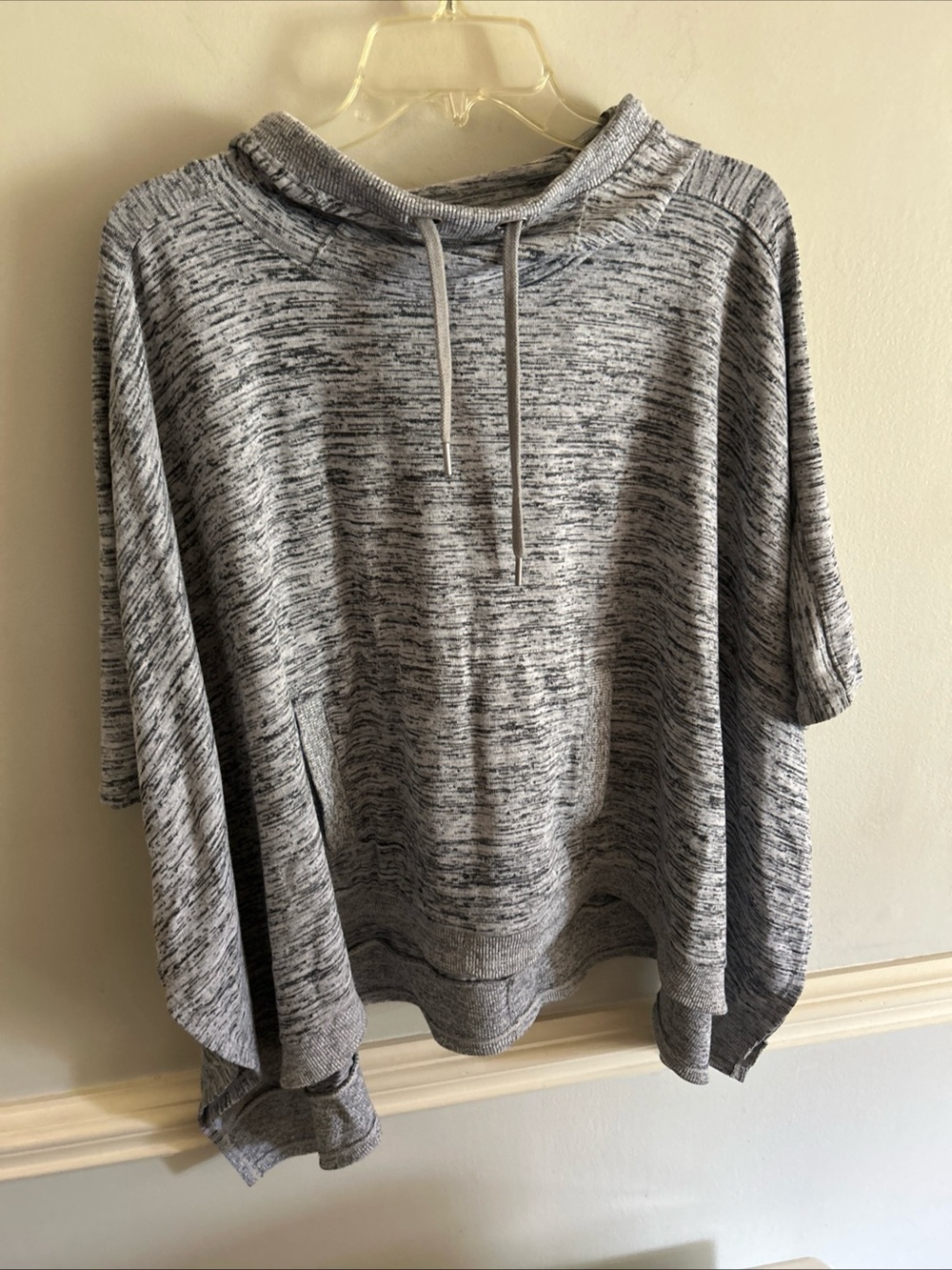 Athleta Heathered Gray Short-Sleeve Hoodie
